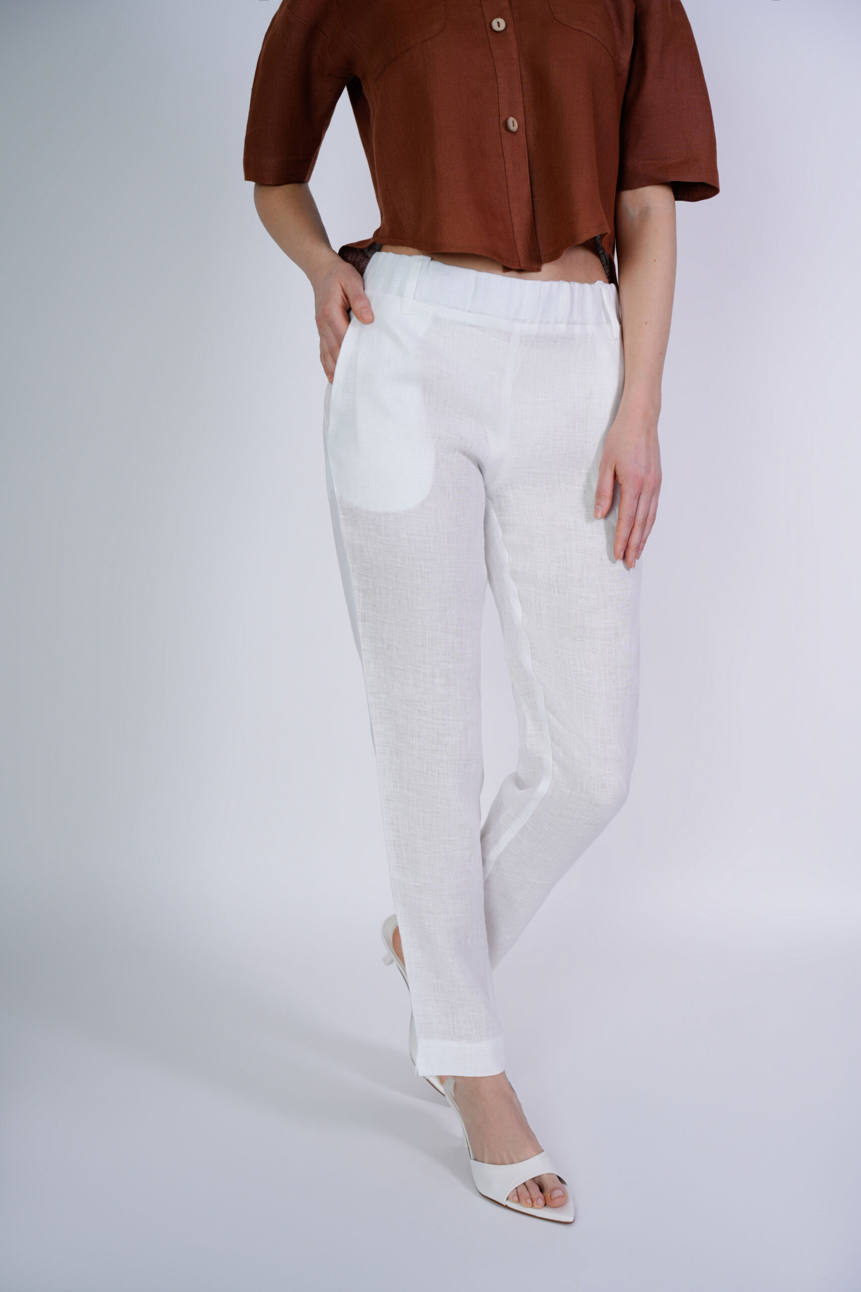 Rosa Bianco 3 scaled 1stAmerican pantalone da donna con passanti e tasche - pantalone con elastico in vita puro lino 100% Made in Italy