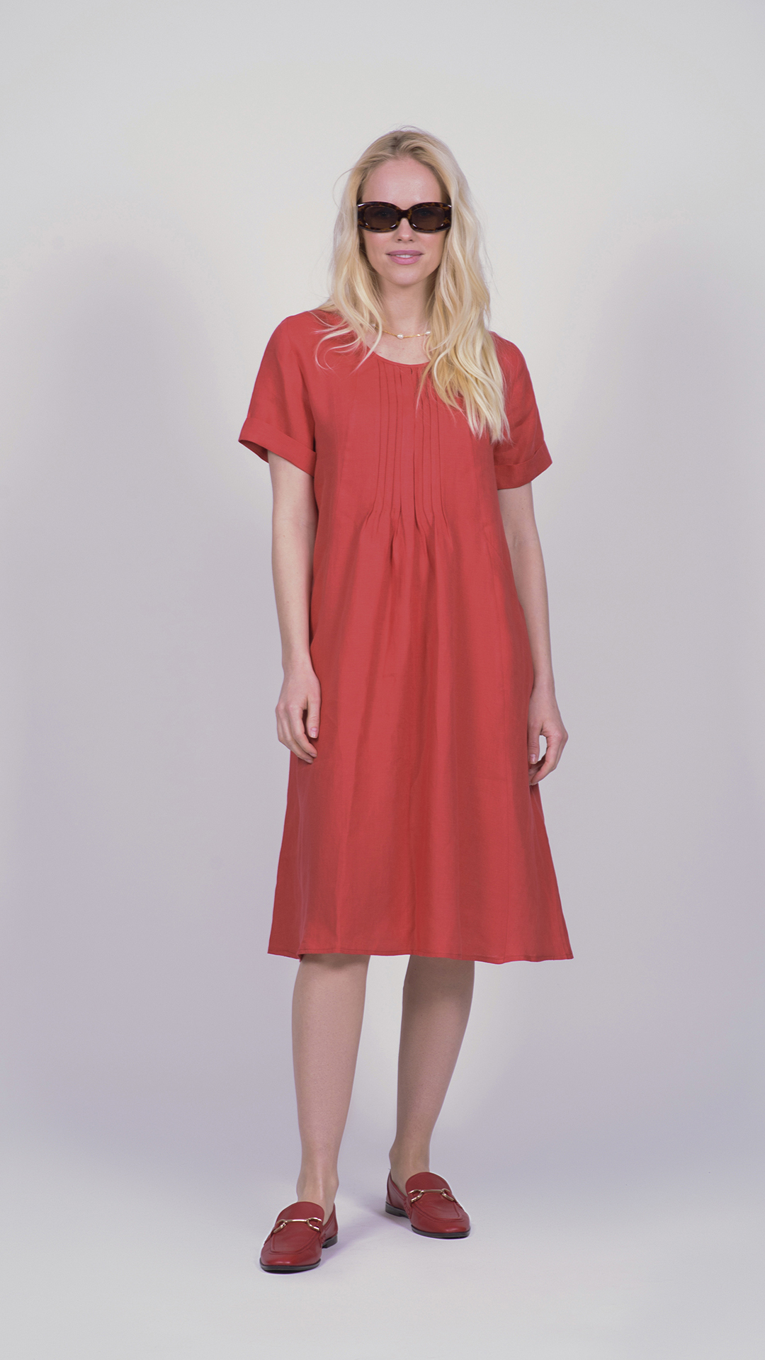Linodress07 rosso 1 1stAmerican vestito da donna manica corta con lavorazione frontale 100% lino Made in Italy - abito con tasche laterali - puro lino
