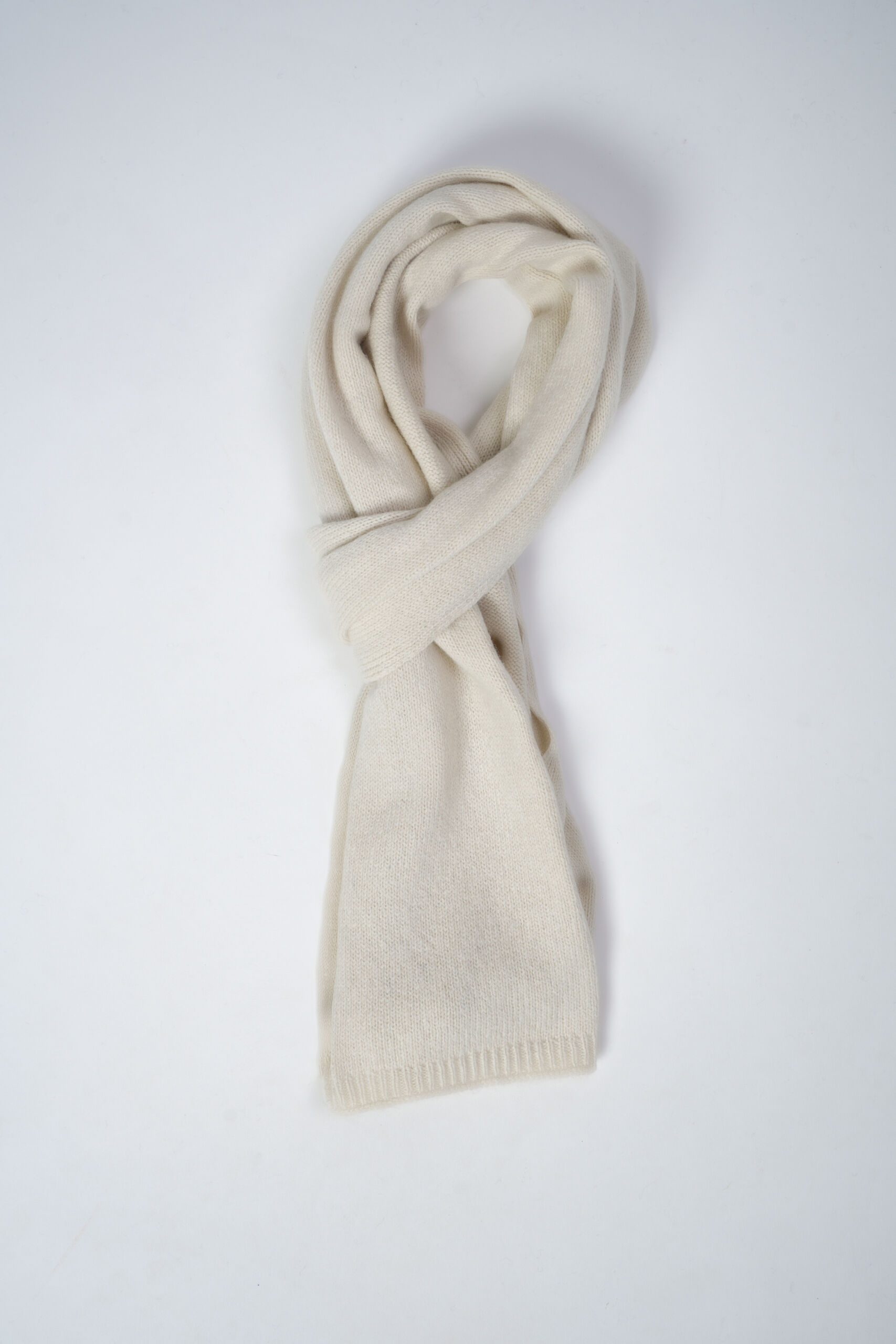 Trento Bianco 2 scaled 1stAmerican sciarpa da uomo 100% cashmere misura 30 x 180 - sciarpa invernale in puro cashmere 100% Made in Italy